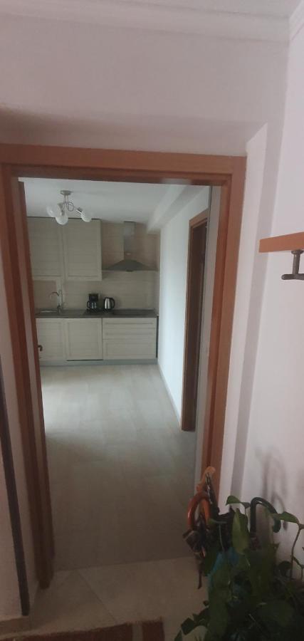 Ferienwohnung Hause Lupic Rab Town Exterior foto